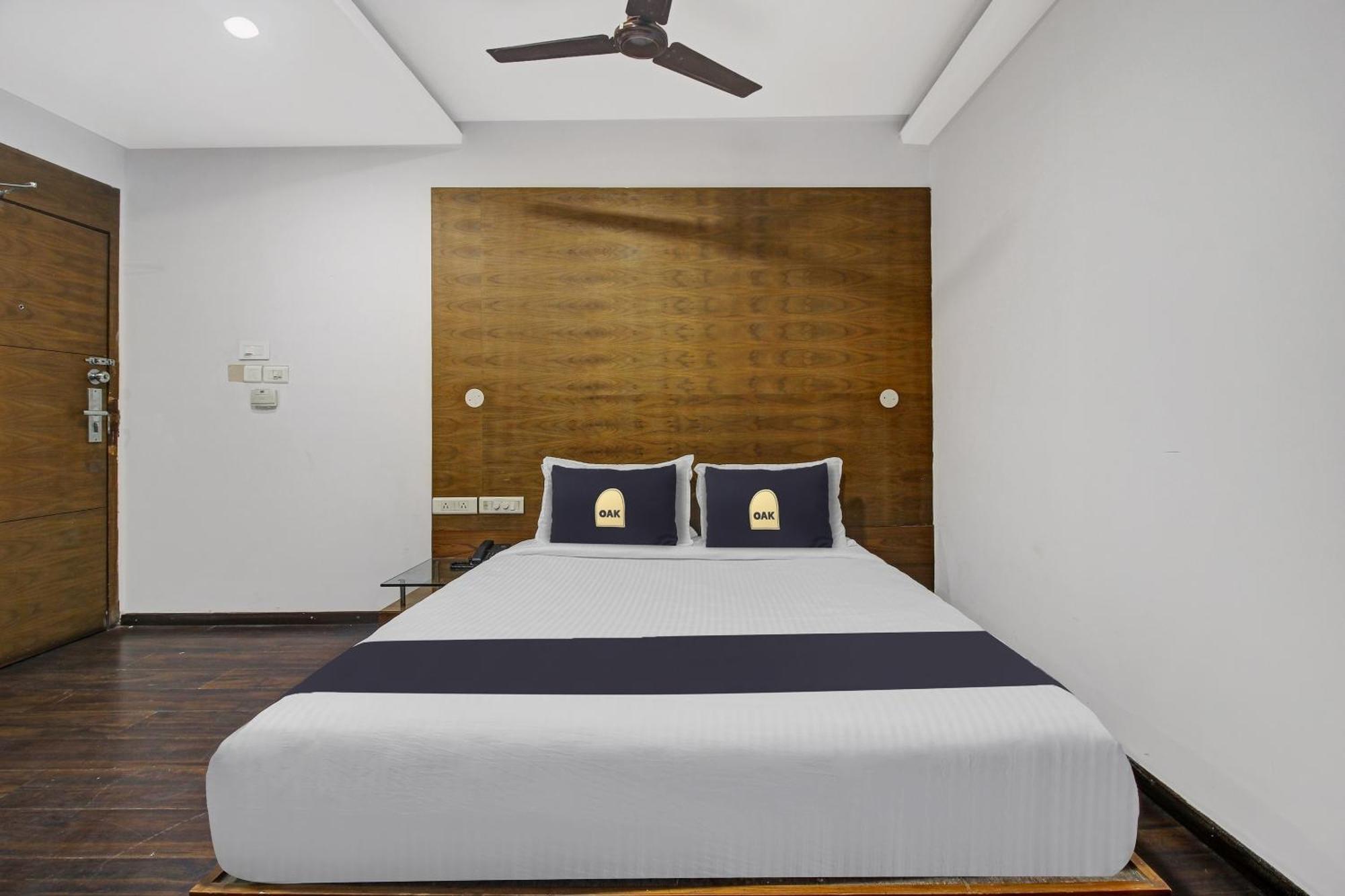 Townhouse Oak The Margi Hotel Near Yosufguda Metro Station Hyderabad Luaran gambar