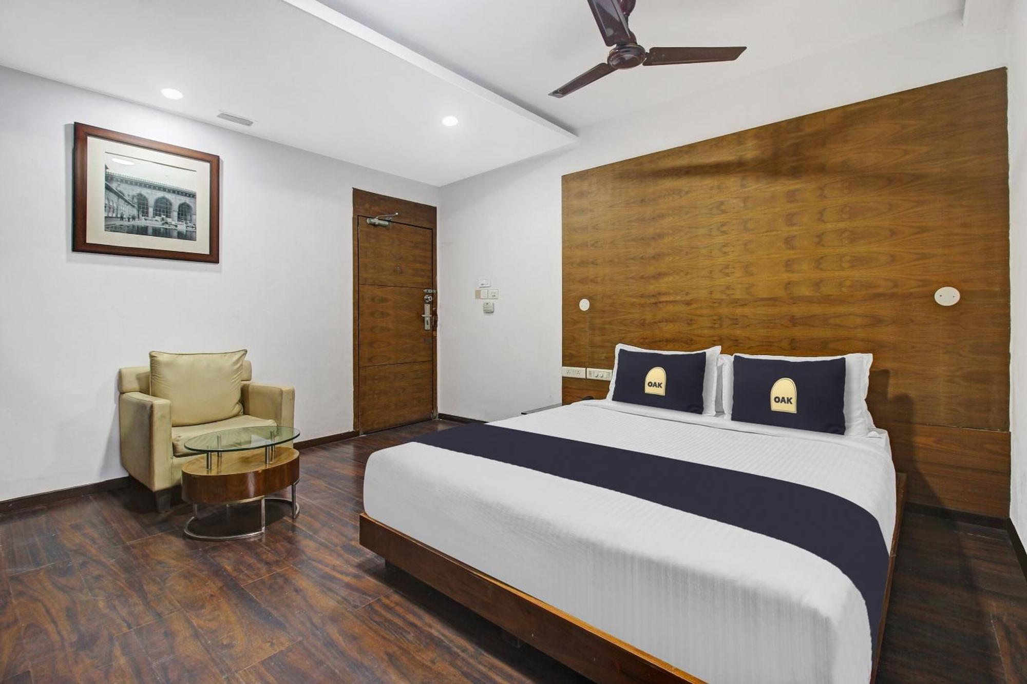 Townhouse Oak The Margi Hotel Near Yosufguda Metro Station Hyderabad Luaran gambar