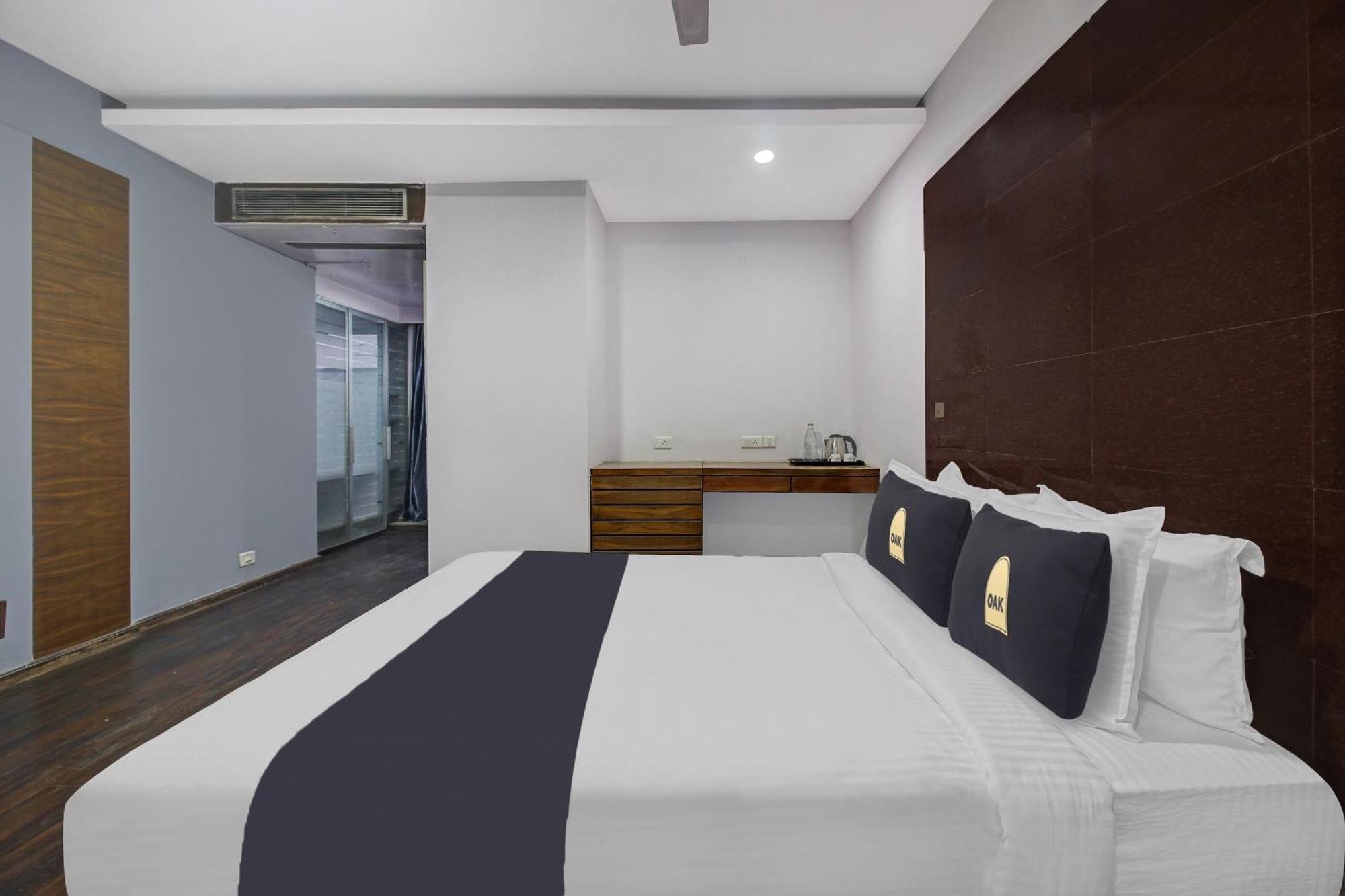 Townhouse Oak The Margi Hotel Near Yosufguda Metro Station Hyderabad Luaran gambar