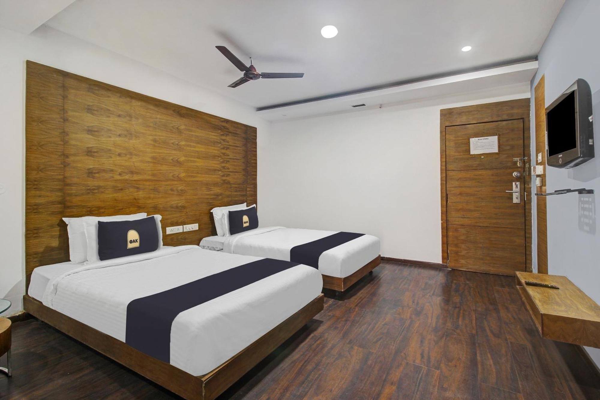 Townhouse Oak The Margi Hotel Near Yosufguda Metro Station Hyderabad Luaran gambar
